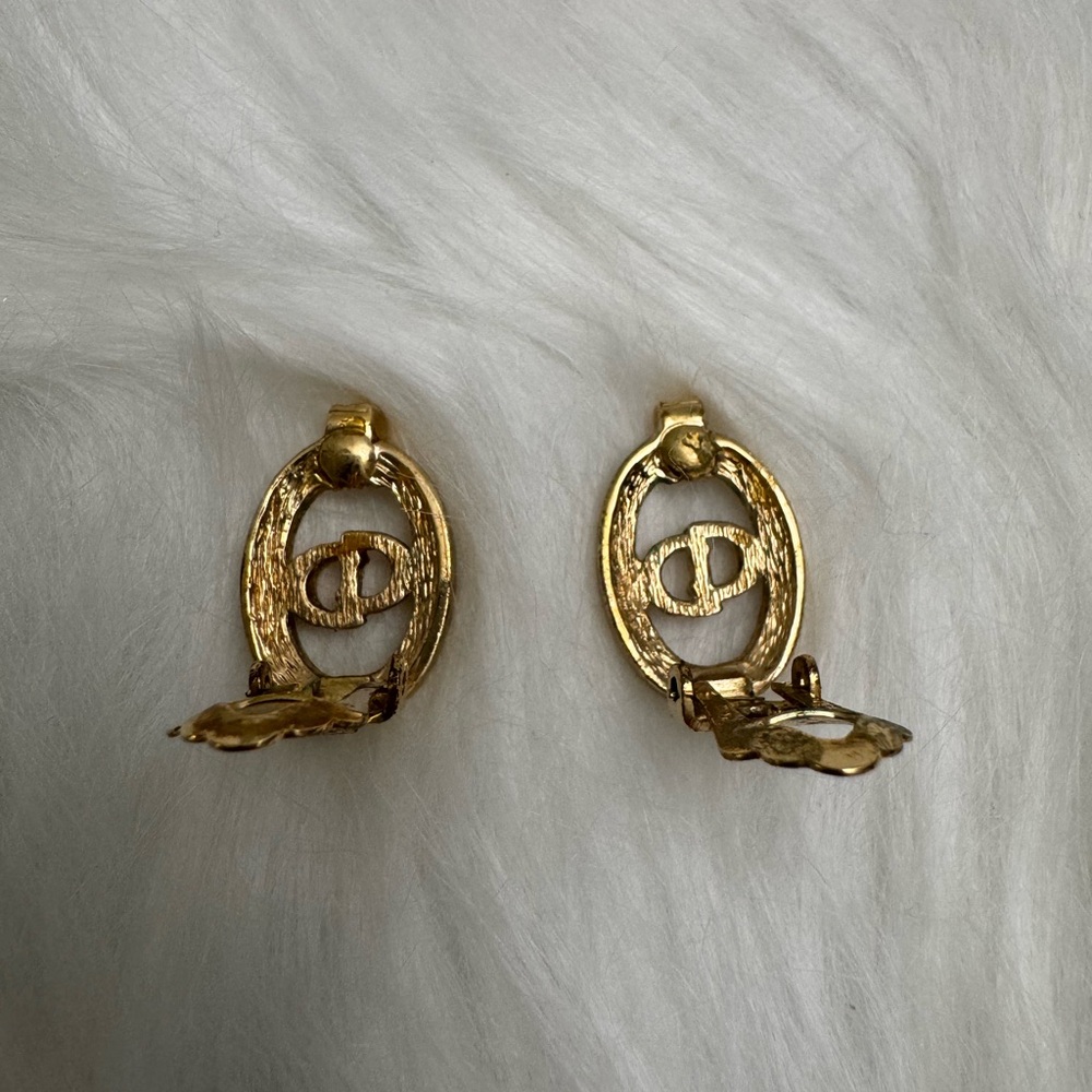 Christian Dior (CD) Vintage Clip On Earrings - Picture 3 of 9